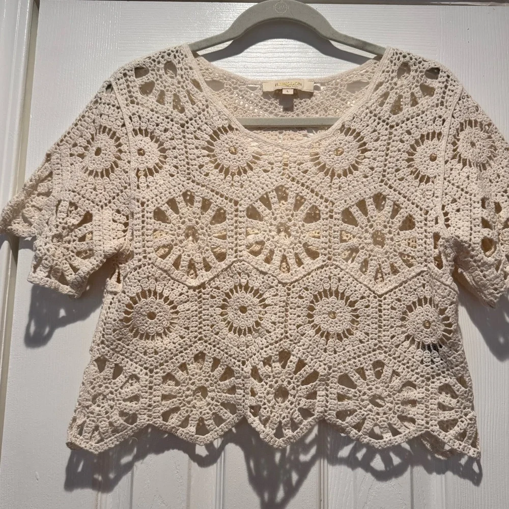 Ivory Crochet Crop Top - Large